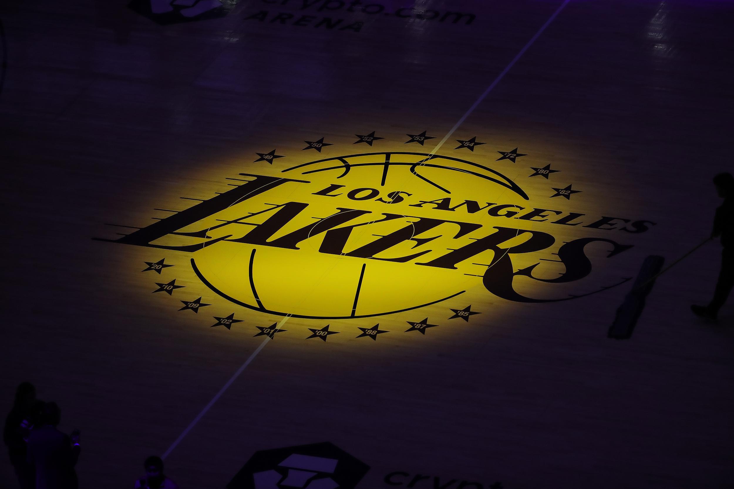还有比100亿更贵的？湖人此前估值仅列NBA第三，勇士&amp;amp;尼克斯分列前二