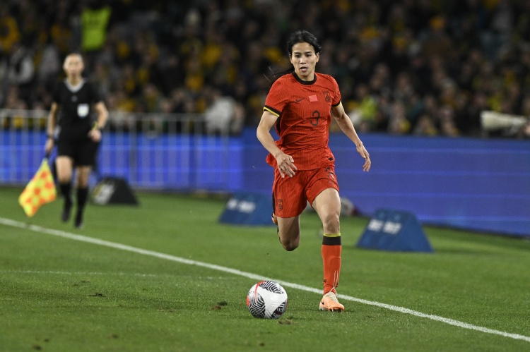 北青：陈巧珠、唐佳丽缺席女足合练，前者伤情不影响接下来比赛