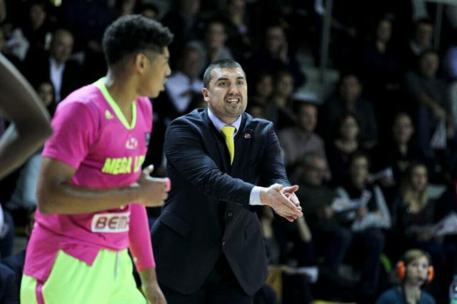 开云体育下载-约基奇恩师空降金州 为培养怀斯曼勇士操碎了心